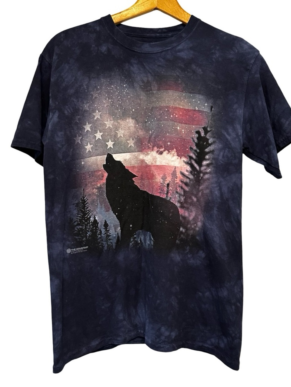The Mountain Howling Wolf American Flag Tie Dye Graphic Tee Shirt Medium